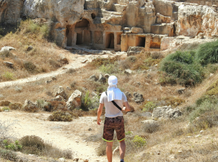 Tomb adventure insurance, protecting the unknown journey wit