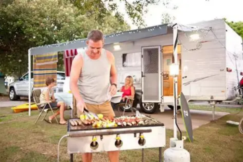 RV Insurance with Roadside Assistance: Securing Family Trave