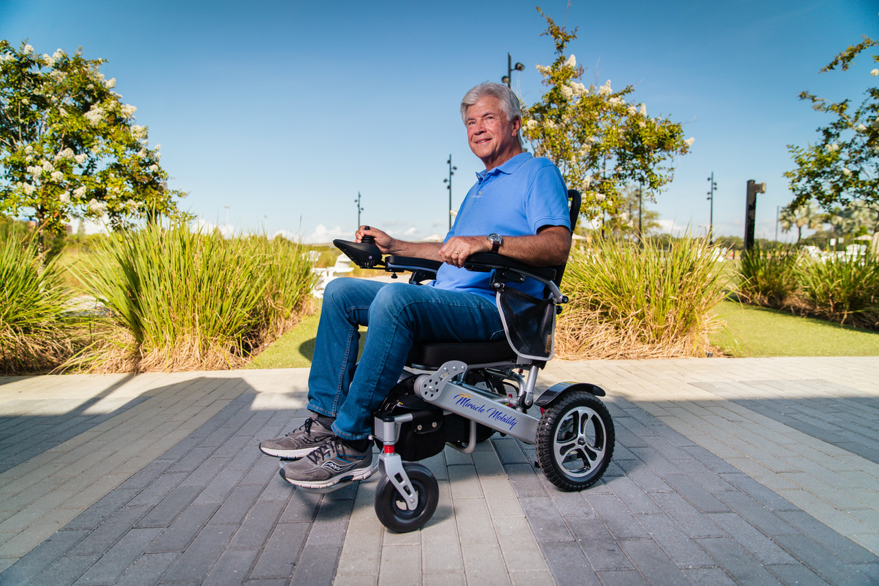 Electric Wheelchair Comprehensive Insurance: Securing Mobili